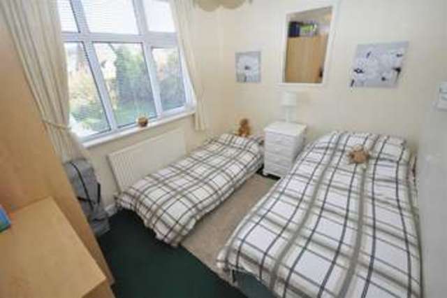  Image of 3 bedroom Semi-Detached house to rent in Brookfield Lane Macclesfield SK11 at Macclesfield Cheshire Macclesfield, SK11 7DQ