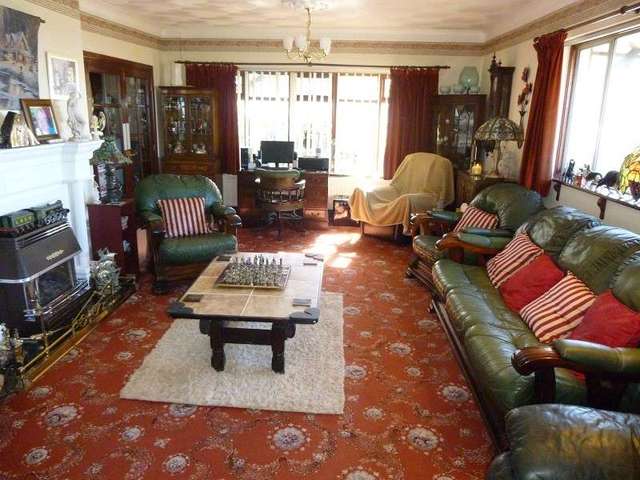  Image of 3 bedroom Detached house for sale in Broomhill Port Talbot SA13 at Broomhill  Port Talbot, SA13 2US