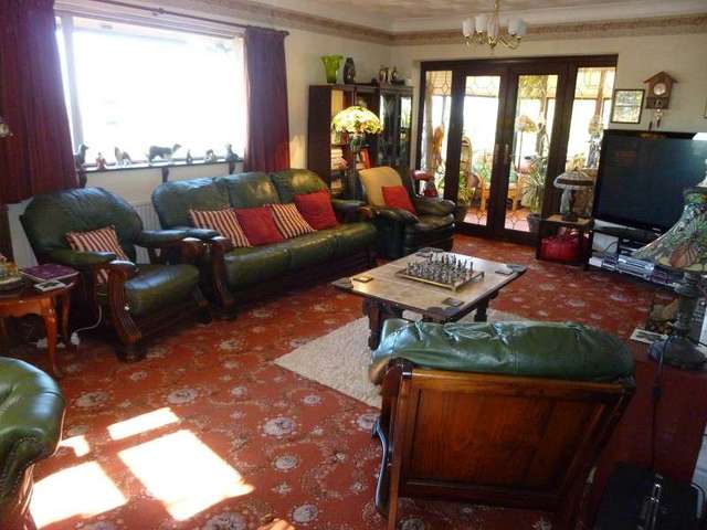  Image of 3 bedroom Detached house for sale in Broomhill Port Talbot SA13 at Broomhill  Port Talbot, SA13 2US