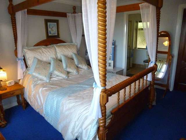  Image of 3 bedroom Detached house for sale in Broomhill Port Talbot SA13 at Broomhill  Port Talbot, SA13 2US