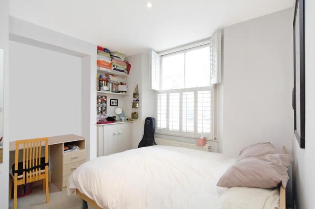  Image of 2 bedroom Detached house for sale in Broughton Road London SW6 at Broughton Road  London, SW6 2LB