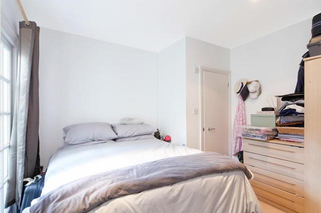  Image of 2 bedroom Detached house for sale in Broughton Road London SW6 at Broughton Road  London, SW6 2LB