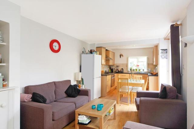  Image of 2 bedroom Detached house for sale in Broughton Road London SW6 at Broughton Road  London, SW6 2LB