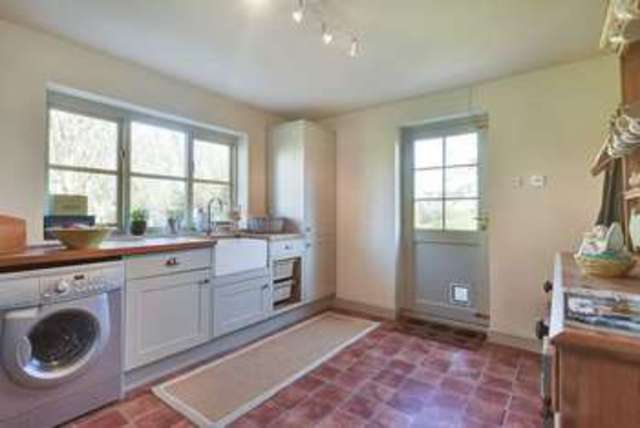  Image of 5 bedroom Detached house for sale in Burton Pedwardine Sleaford NG34 at Burton Pedwardine Sleaford, NG34 0BX