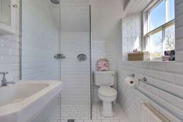  Image of 5 bedroom Detached house for sale in Burton Pedwardine Sleaford NG34 at Burton Pedwardine Sleaford, NG34 0BX