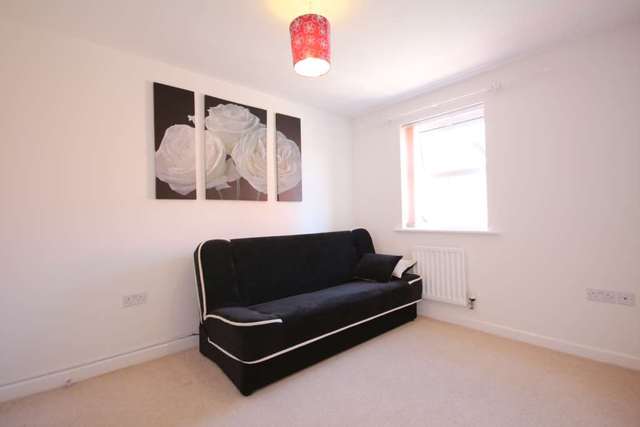  Image of 4 bedroom Detached house for sale in Butler Drive Bracknell RG12 at Butler Drive  Bracknell, RG12 8DA