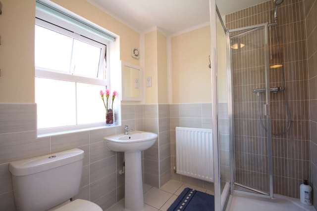  Image of 4 bedroom Detached house for sale in Butler Drive Bracknell RG12 at Butler Drive  Bracknell, RG12 8DA