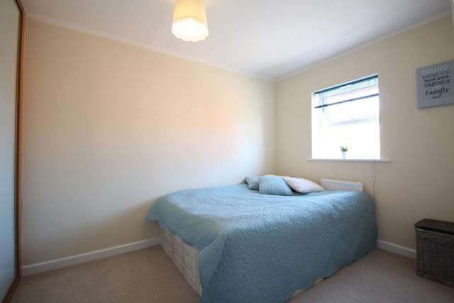  Image of 4 bedroom Detached house for sale in Butler Drive Bracknell RG12 at Butler Drive  Bracknell, RG12 8DA