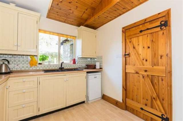  Image of 3 bedroom Mews for sale in Button Street Frome BA11 at Frome, BA11 3DR