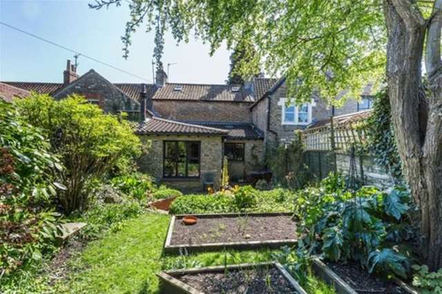  Image of 3 bedroom Mews for sale in Button Street Frome BA11 at Frome, BA11 3DR