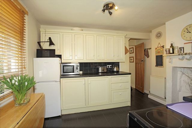  Image of 2 bedroom Detached house for sale in Cackle Street Nutley Uckfield TN22 at Cackle Street Nutley Uckfield, TN22 3DX