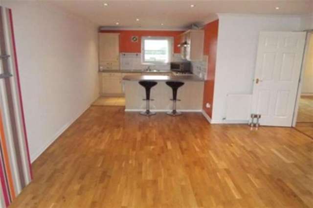  Image of 2 bedroom Flat to rent in Cadder Court Gartcosh Glasgow G69 at Glasgow, G69 8FB