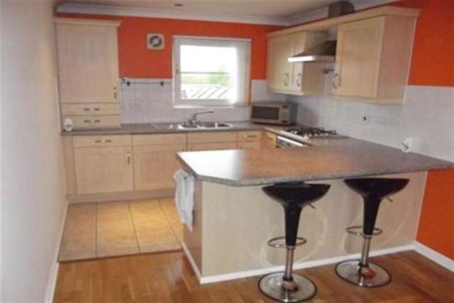  Image of 2 bedroom Flat to rent in Cadder Court Gartcosh Glasgow G69 at Glasgow, G69 8FB