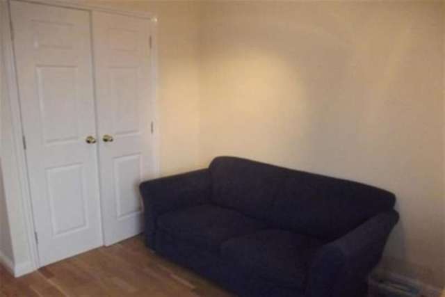  Image of 2 bedroom Flat to rent in Cadder Court Gartcosh Glasgow G69 at Glasgow, G69 8FB