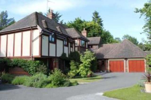  Image of 5 bedroom Detached house for sale in Upper Chobham Road Frimley Camberley GU15 at Camberley Surrey Camberley, GU15 1EH