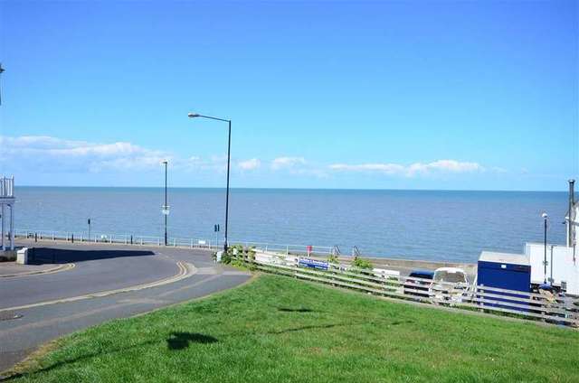  Image of 1 bedroom Flat for sale in Canterbury Road Herne Bay CT6 at Herne Bay Kent Herne Bay, CT6 5HP