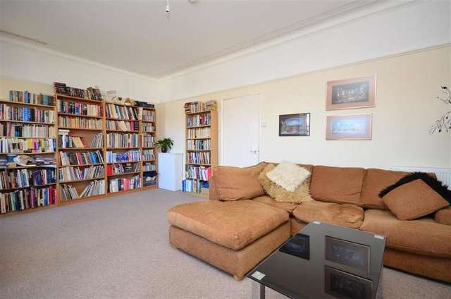  Image of 1 bedroom Flat for sale in Canterbury Road Herne Bay CT6 at Herne Bay Kent Herne Bay, CT6 5HP