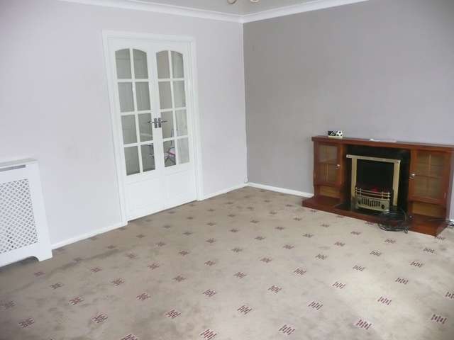  Image of 3 bedroom Terraced house to rent in Brooklands Road Bletchley Milton Keynes MK2 at Bletchley  Fenny Stratford, MK2 2RN