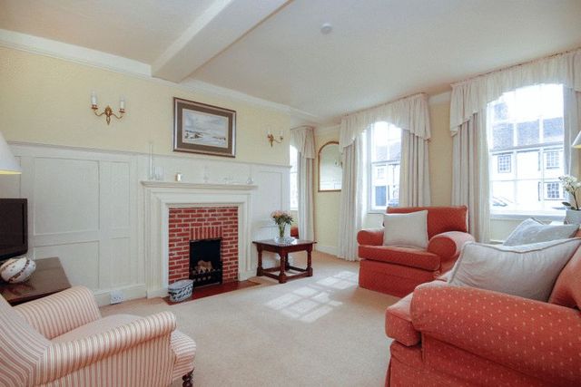  Image of 5 bedroom Detached house for sale in Aylesbury Road Wendover Aylesbury HP22 at Aylesbury Road Wendover Wendover, HP22 6JQ