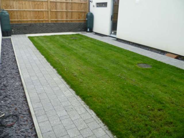  Image of 3 bedroom Semi-Detached house to rent in Roselands Close Eastbourne BN22 at Chandlers Mews  Eastbourne, BN22 8NU