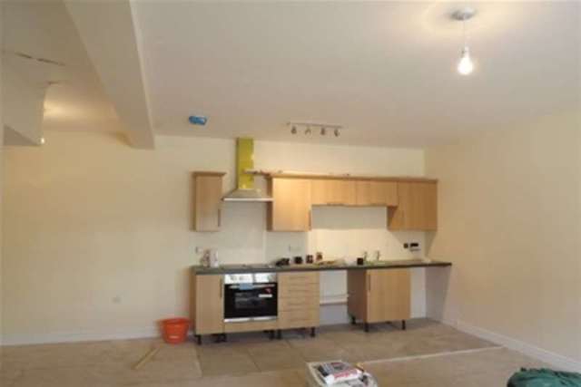 Image of 2 bedroom Detached house to rent in Victoria Avenue Chard TA20 at Chard, TA20 1HE