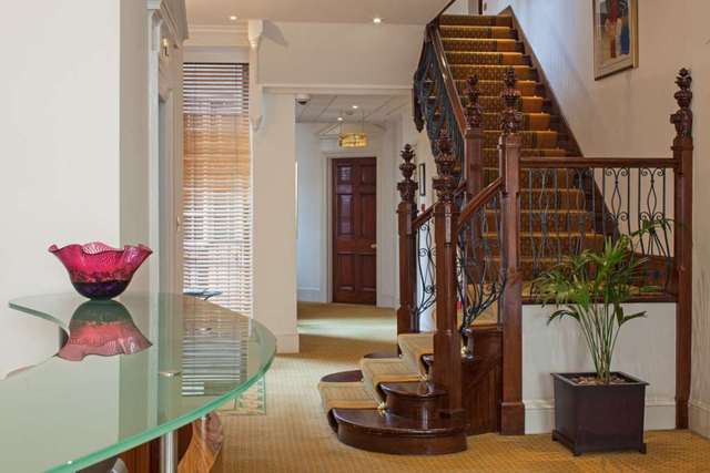  Image of Detached house to rent in Charles Street London W1J at Green Park W1J London, W1J 5DU