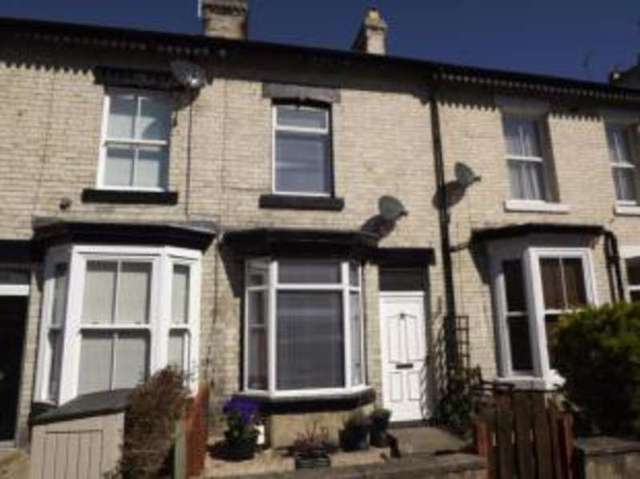  Image of 4 bedroom Terraced house for sale in Chatsworth Place Harrogate HG1 at Harrogate North Yorkshire Bilton, HG1 5HR