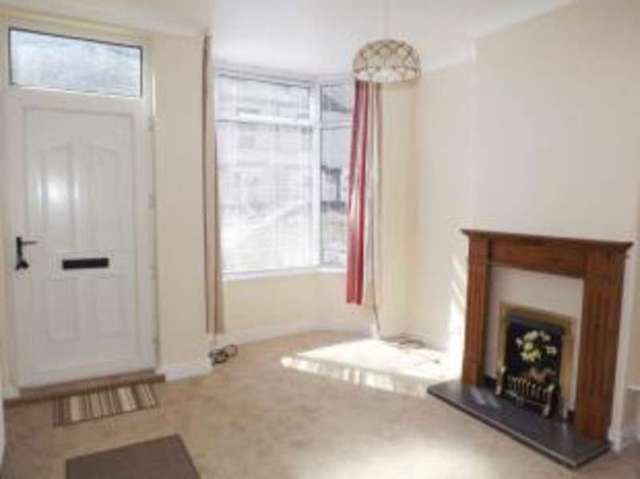  Image of 4 bedroom Terraced house for sale in Chatsworth Place Harrogate HG1 at Harrogate North Yorkshire Bilton, HG1 5HR