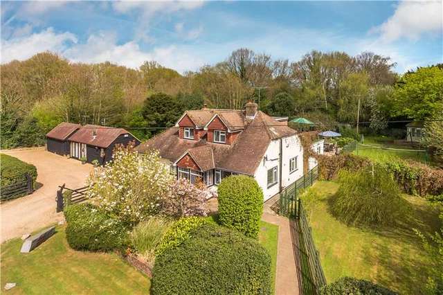  Image of 4 bedroom Detached house for sale in Chelsham Common Warlingham CR6 at Warlingham Surrey Chelsham, CR6 9PB