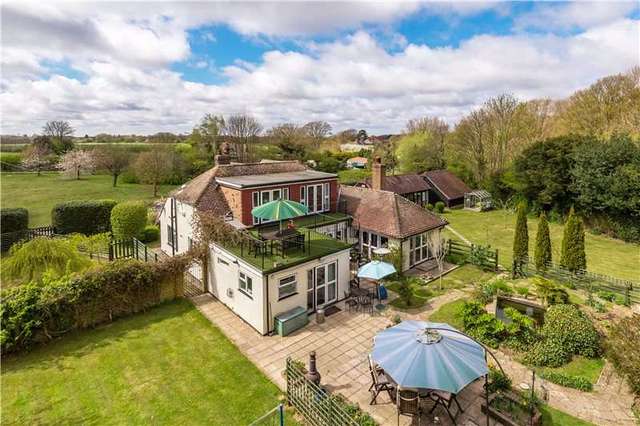  Image of 4 bedroom Detached house for sale in Chelsham Common Warlingham CR6 at Warlingham Surrey Chelsham, CR6 9PB