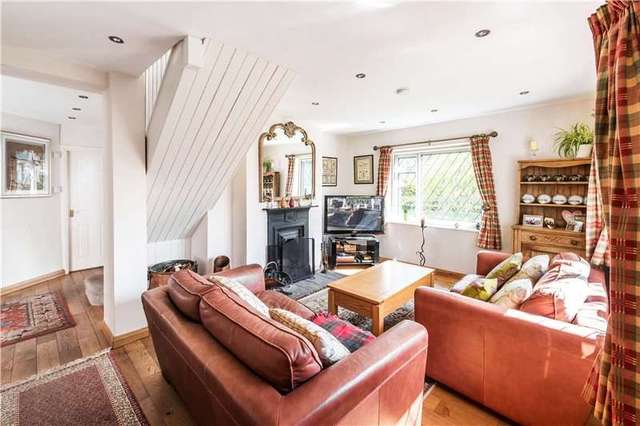  Image of 4 bedroom Detached house for sale in Chelsham Common Warlingham CR6 at Warlingham Surrey Chelsham, CR6 9PB