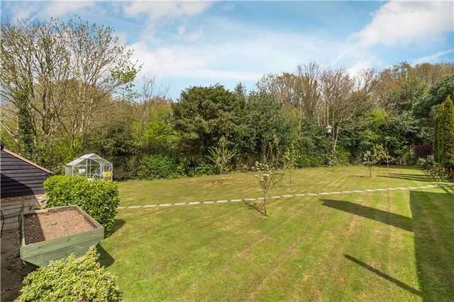  Image of 4 bedroom Detached house for sale in Chelsham Common Warlingham CR6 at Warlingham Surrey Chelsham, CR6 9PB