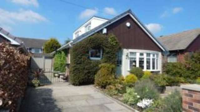  Image of 4 bedroom Bungalow for sale in Cheshire Close Newton-Le-Willows WA12 at Newton-Le-Willows Merseyside Newton-le-Willows, WA12 8PY