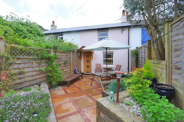  Image of 2 bedroom Terraced house to rent in Chestnut Avenue Esher KT10 at Esher Surrey Surrey, KT10 8JL