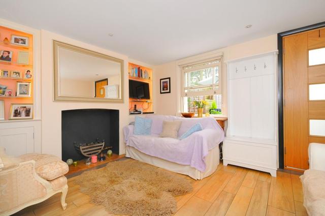  Image of 2 bedroom Terraced house to rent in Chestnut Avenue Esher KT10 at Esher Surrey Surrey, KT10 8JL