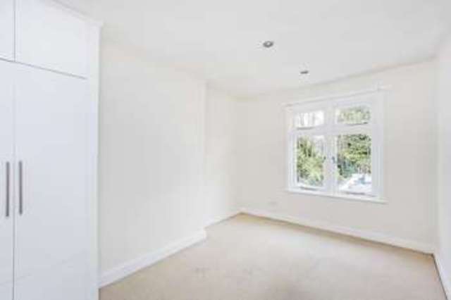  Image of 2 bedroom Terraced house to rent in Chestnut Road Twickenham TW2 at Chestnut Road Twickenham Twickenham, TW2 5QZ
