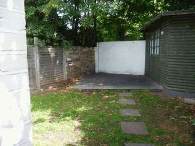  Image of 2 bedroom Terraced house to rent in Chestnut Road Twickenham TW2 at Chestnut Road Twickenham Twickenham, TW2 5QZ