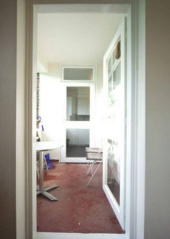  Image of 4 bedroom Flat to rent in Chichester Road London W2 at Paddington W2 London, W2 6PJ