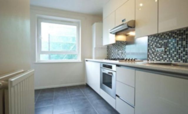  Image of 4 bedroom Flat to rent in Chichester Road London W2 at Paddington W2 London, W2 6PJ