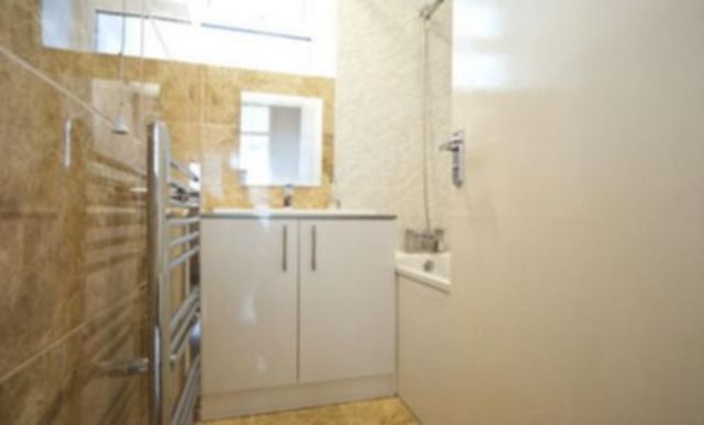  Image of 4 bedroom Flat to rent in Chichester Road London W2 at Paddington W2 London, W2 6PJ