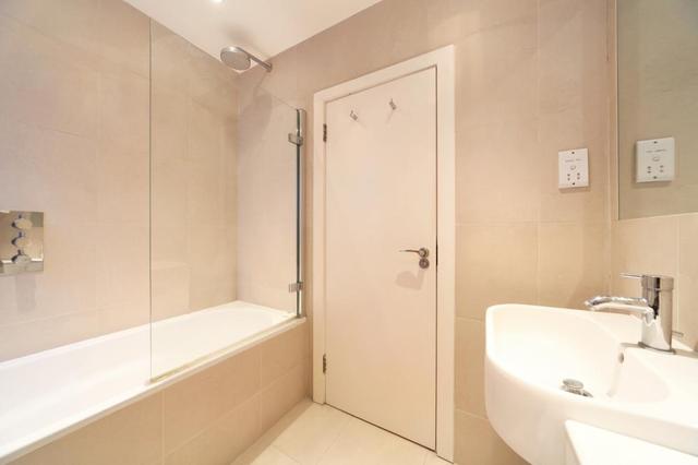  Image of 2 bedroom Flat to rent in Baker Street London NW1 at Baker Street  London, NW1 5SQ