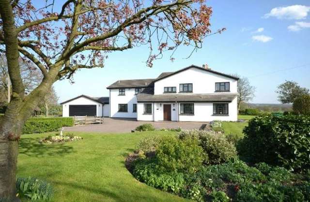  Image of 6 bedroom Detached house for sale in Church Road Mountnessing Brentwood CM13 at Church Road  Mountnessing, CM13 1UH