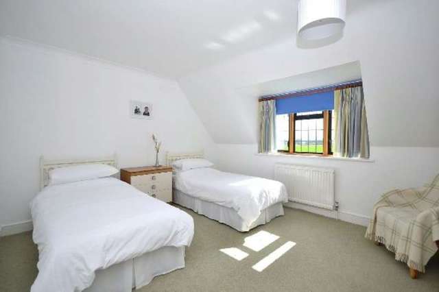  Image of 6 bedroom Detached house for sale in Church Road Mountnessing Brentwood CM13 at Church Road  Mountnessing, CM13 1UH