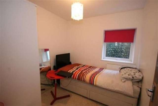  Image of 3 bedroom Detached house to rent in Church Street Seaford BN25 at Seaford, BN25 1HD
