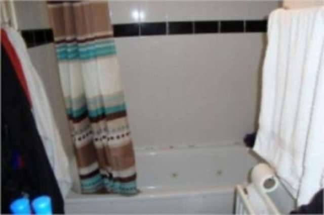  Image of Studio flat to rent in Churchway London NW1 at London, NW1 1LT