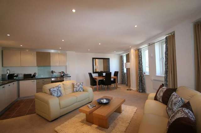  Image of 2 bedroom Apartment to rent in Waterloo Square Newcastle upon Tyne NE1 at City Quadrant  newcastle upon tyne, NE1 4DP