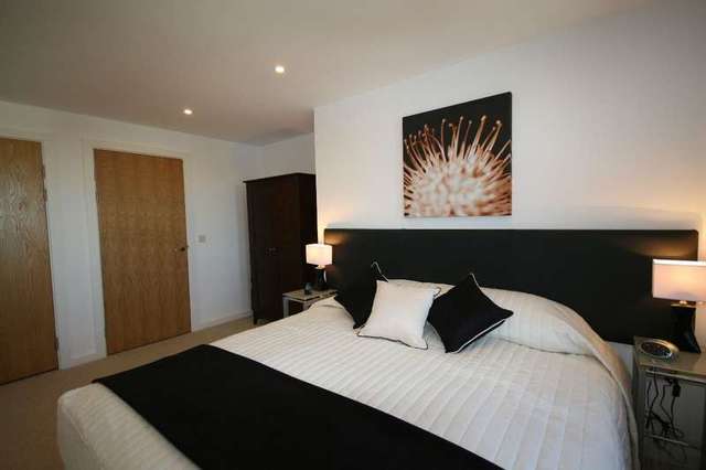  Image of 2 bedroom Apartment to rent in Waterloo Square Newcastle upon Tyne NE1 at City Quadrant  newcastle upon tyne, NE1 4DP