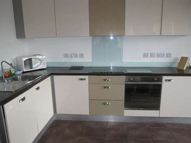  Image of 2 bedroom Apartment to rent in Waterloo Square Newcastle upon Tyne NE1 at City Quadrant  Newcastle uopn Tyne, NE1 4DP