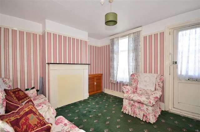  Image of 3 bedroom End of Terrace for sale in Clarendon Place Newport PO30 at Newport Isle of Wight Newport, PO30 1RB
