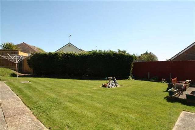  Image of 2 bedroom Bungalow for sale in Cleveland Road Worthing BN13 at Salvington, BN13 2HA